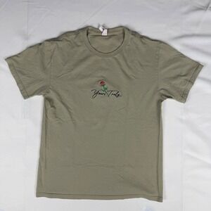 Yours Truly Rose Embroidered Graphic Tee‎ Shirt Olive Tan Mens Small S Cotton